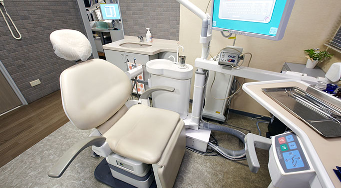 森歯科医院チェア